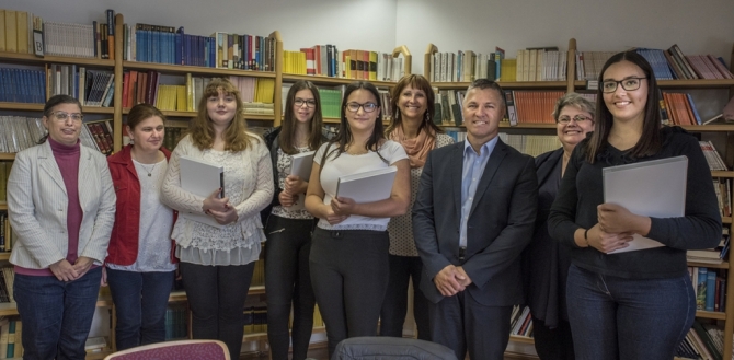 Díjaztuk az értékőr fiatalokat Díjaztuk az értékőr fiatalokat