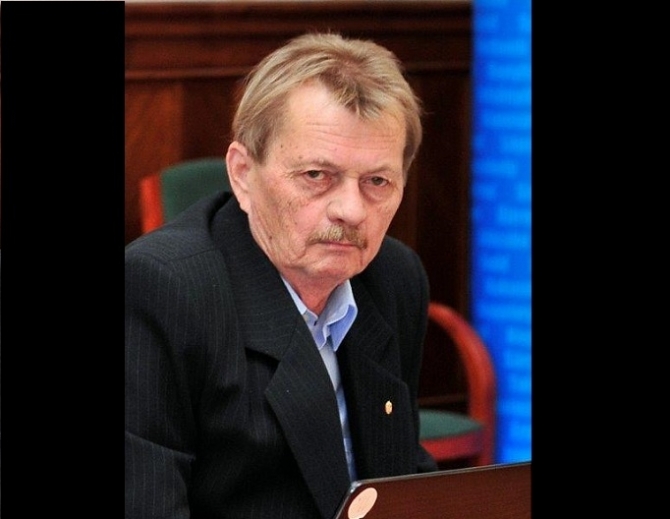 Elhunyt Takács Zoltán Elhunyt Takács Zoltán