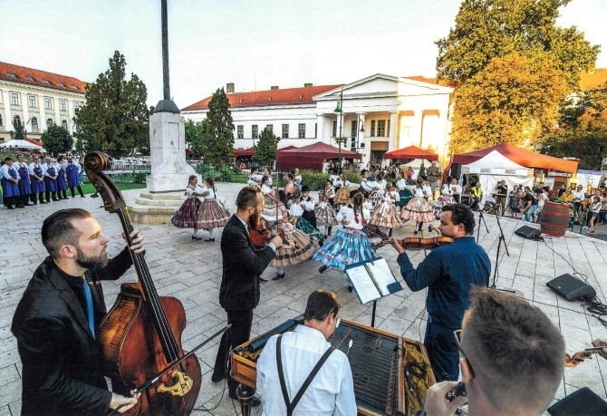 Hat kategóriában 15 értékkel bővült a megye értéktára