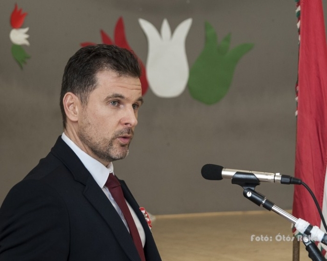 A szabadság mindennél előrébb való A szabadság mindennél előrébb való