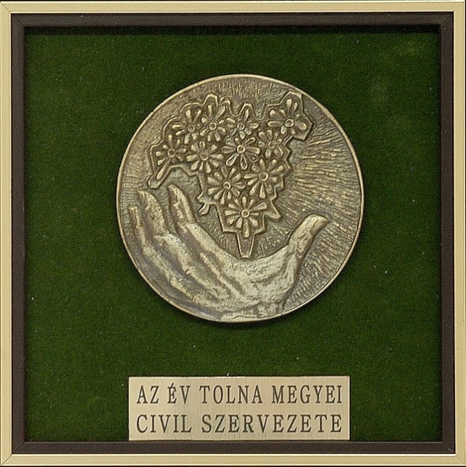 Keressük az év Tolna megyei civil szervezetét! Keressük az év Tolna megyei civil szervezetét!