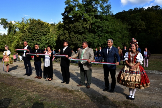 Már nem okoz problémát a csapadékvíz Váralján Már nem okoz problémát a csapadékvíz Váralján